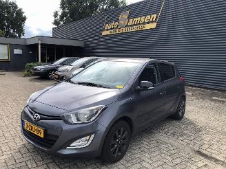 Hyundai I-20  picture 1