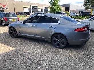 Jaguar XF  picture 9