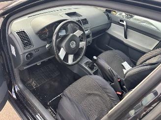 Volkswagen CrossPolo  picture 6