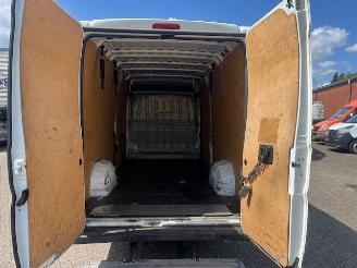 Peugeot Boxer 2.0 HDI 96KW MAXI L4H2 LAADKLEP LBW KLIMA EURO6 picture 12