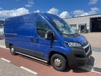 skadebil bedrijf Peugeot Boxer 2.2 BLUEHDI 88KW L2H2 AIRCO KLIMA CAMERA 2021/5