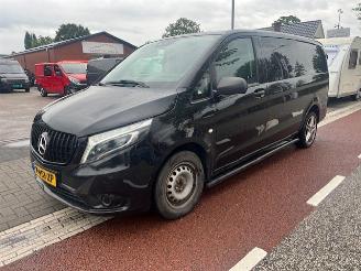 krockskadad bil bedrijf Mercedes Vito 116 2.2 CDI 120KW DC 5P KLIMA NAVI CAMERA LED 2019/6