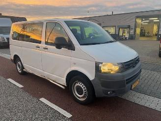 krockskadad bil auto Volkswagen Transporter 2.0 TDI 103KW KOMBI 8 PERSONS. DSG AUTOM. KLIMA 2013/9