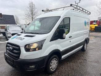 krockskadad bil bedrijf Ford Transit 35 2.0 TDCI L2H2  AIRCO KLIMA EURO6 2024/1