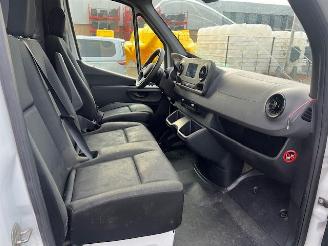 Mercedes Sprinter 317 CDI 125KW  AUTOM.  MAXI L3H2 AIRCO KLIMA MBUX picture 6