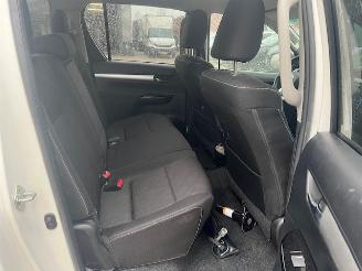 Toyota Hilux 2.4 D-4D 110KW AUTOM. DOUBLE CAB.  KLIMA AIRCO 4WD picture 7