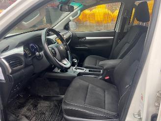 Toyota Hilux 2.4 D-4D 110KW AUTOM. DOUBLE CAB.  KLIMA AIRCO 4WD picture 8