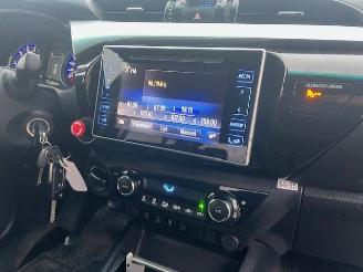 Toyota Hilux 2.4 D-4D 110KW AUTOM. DOUBLE CAB.  KLIMA AIRCO 4WD picture 12