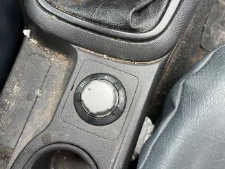 Isuzu D-Max 2.5D 120KW DOUBLE CAB. 4WD 4X4  AIRCO KLIMA picture 10