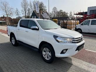 Toyota Hilux 2.4 D-4D DOUBLBE CAB. 5P AUTOM. KLIMA 4WD EURO6 picture 5