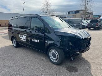 damaged passenger cars Mercedes Vito 116 CDI 120KW TOURER 9 SITZ AUT. KLIMA LANG 2020/7