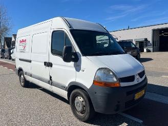 krockskadad bil bedrijf Renault Master 2.5 DCI 88KW L2H2 2008/10