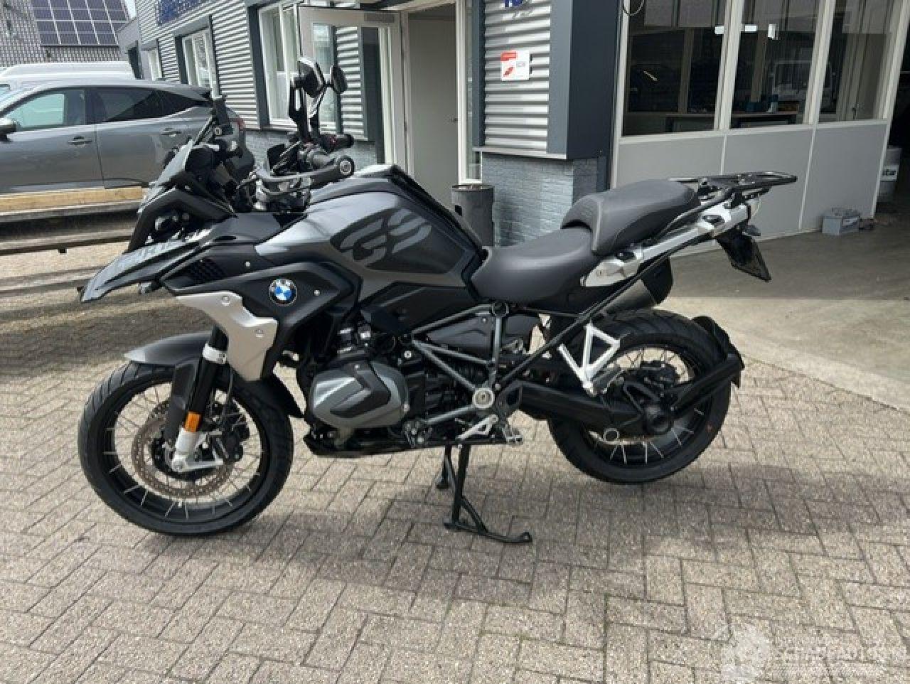BMW R 1250 GS TRIPLE BLACK EDITION  32.000KM