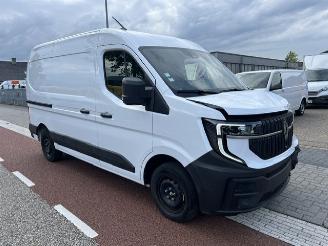 uszkodzony samochody ciężarowe Renault Master 2.0 DCI 96KW L2H2  AIRCO KLIMA NEW MODEL!! 2025/1
