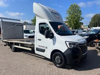 Avarii auto utilitare Renault Master 2.3 DCI 107KW  KOFFER LAADKLEP LBW KLIMA AIRCO 2021/12