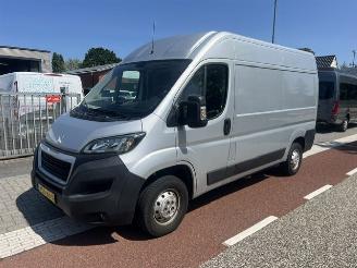 skadebil auto Peugeot Boxer 2.0 BLUEHDI 120KW L2H2 AIRCO KLIMA EURO6 2019/12