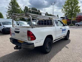 Toyota Hilux 2.4 D-4D 110KW EXTRA CAB. AIRCO KLIMA 4WD picture 4