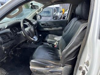 Toyota Hilux 2.4 D-4D 110KW EXTRA CAB. AIRCO KLIMA 4WD picture 12