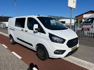 Vaurioauto  commercial vehicles Ford Transit Custom 2.0 TDCI 96KW L2H1 LANG DC 6P AIRCO KLIMA EURO6 2022/8