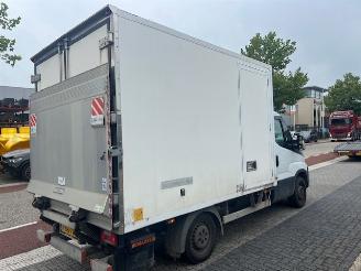 Iveco Daily 35S13 2.3D 93KW THERMO KING KUHLKOFFER KOELING LAADKLEP picture 2