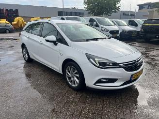 Vaurioauto  passenger cars Opel Astra TOURER 1.0 77KW AIRCO KLIMA NAVI 2019/9