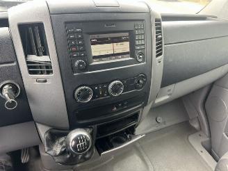 Volkswagen Crafter 2.0 TDI 100KW L4H2 MAXI LAADKLEP LBW KLIMA AIRCO picture 9