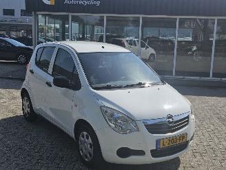 skadebil auto Opel Agila 1.0 12V MPV  Benzine 996cc 48kW (65pk) FWD 2011/2