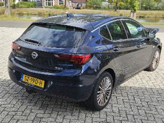 Vaurioauto  passenger cars Opel Astra + 1.4 Turbo 16V Hatchback 4Dr Benzine 1.399cc 110kW (150pk) FWD 2018/6