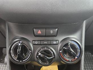 Peugeot 208 1.0 Vti 12V PureTech Hatchback  Benzine 999cc 50kW (68pk) FWD picture 11