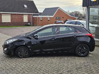 Hyundai I-30 1.6 GDI Blue 16V Hatchback  Benzine 1.591cc 99kW (135pk) FWD picture 8