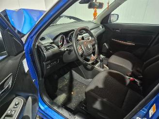 Suzuki Swift 1.2 Dual Jet 16V Smart Hybrid Hatchback 4Dr Elektrisch Benzine 1.242cc 61kW (83pk) FWD picture 7