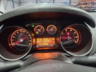 Fiat Punto Evo 1.2 Euro 5 Hatchback  Benzine 1.242cc 51kW (69pk) FWD picture 12