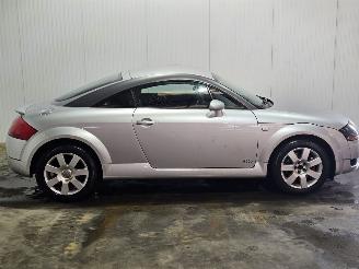 Audi TT 1.8 20V Turbo Coupe 2Dr Benzine 1.781cc 110kW (150pk) FWD picture 6