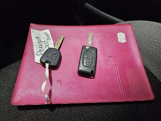 Peugeot 207 1.4 HDi Hatchback  Diesel 1.398cc 50kW (68pk) FWD picture 14