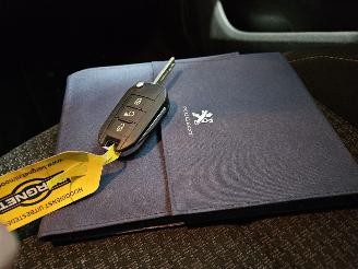 Peugeot 308 1.2 12V e-THP PureTech 110 Hatchback 4Dr Benzine 1.199cc 81kW (110pk) FWD picture 14