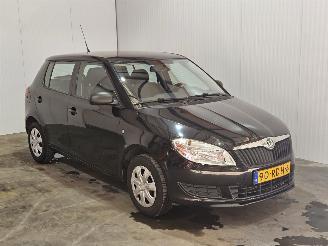 Coche accidentado Skoda Fabia 1.2i 12V Hatchback 4Dr Benzine 1.198cc 51kW (69pk) 2011/4