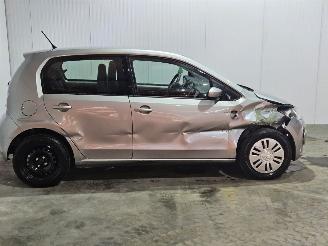 Volkswagen Up! 1.0 12V 60 Hatchback  Benzine 999cc 44kW (60pk) FWD picture 5