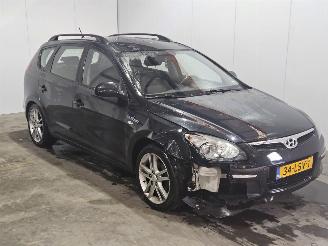 Hyundai I-30 1.6 CVVT 16V Combi/o  Benzine 1.591cc 93kW (126pk) FWD picture 4