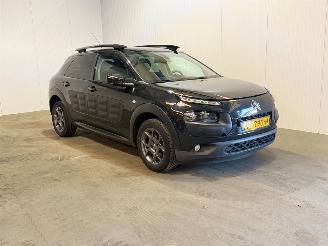 Coche accidentado Citroën C4 cactus 1.2 PureTech 110 12V Hatchback 4Dr Benzine 1.199cc 81kW (110pk) FWD 2017/6