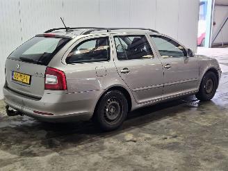 Avarii autoturisme Skoda Octavia 1.6 TDI Greenline Combi/o 4Dr Diesel 1.598cc 77kW (105pk) FWD 2012/2