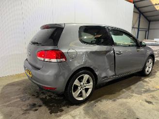 Volkswagen Golf 1.4 16V Hatchback  Benzine 1.390cc 59kW (80pk) FWD picture 2