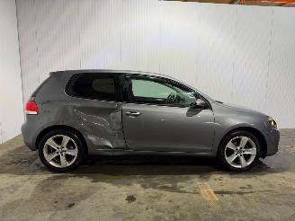 Volkswagen Golf 1.4 16V Hatchback  Benzine 1.390cc 59kW (80pk) FWD picture 3