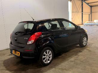 Hyundai I-20 1.2i 16V Hatchback  Benzine 1.248cc 63kW (86pk) FWD picture 3