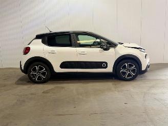 Citroën C3 1.2 Vti 12V PureTech Hatchback  Benzine 1.199cc 61kW (83pk) FWD picture 2
