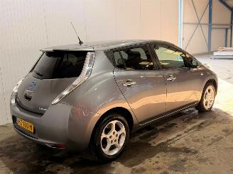 Vaurioauto  passenger cars Nissan Leaf Leaf Hatchback  Elektrisch  80kW (109pk) FWD 2016/1