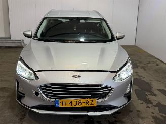 Ford Focus 1.0 Ti-VCT EcoBoost 12V 100 Combi/o  Benzine 999cc 74kW (101pk) FWD picture 4