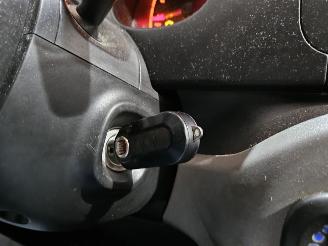 Fiat Panda 0.9 TwinAir Turbo 85 Hatchback  Benzine 875cc 63kW (86pk) FWD picture 15