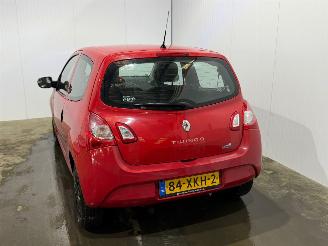Renault Twingo 1.2 16V Hatchback 2Dr Benzine 1.149cc 55kW (75pk) FWD picture 2