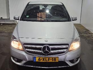 Mercedes B-klasse 1.5 B-180 CDI,d 16V Hatchback  Diesel 1.461cc 80kW (109pk) FWD picture 2