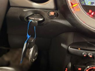 Mini Mini 1.6 16V One Hatchback  Benzine 1.598cc 55kW (75pk) FWD picture 17